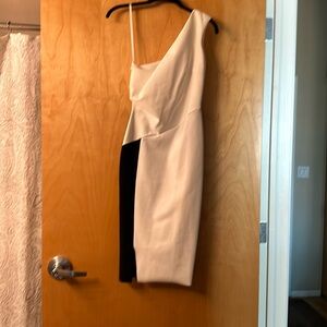 Chiara Boni size 4  black/white one shoulder dress.